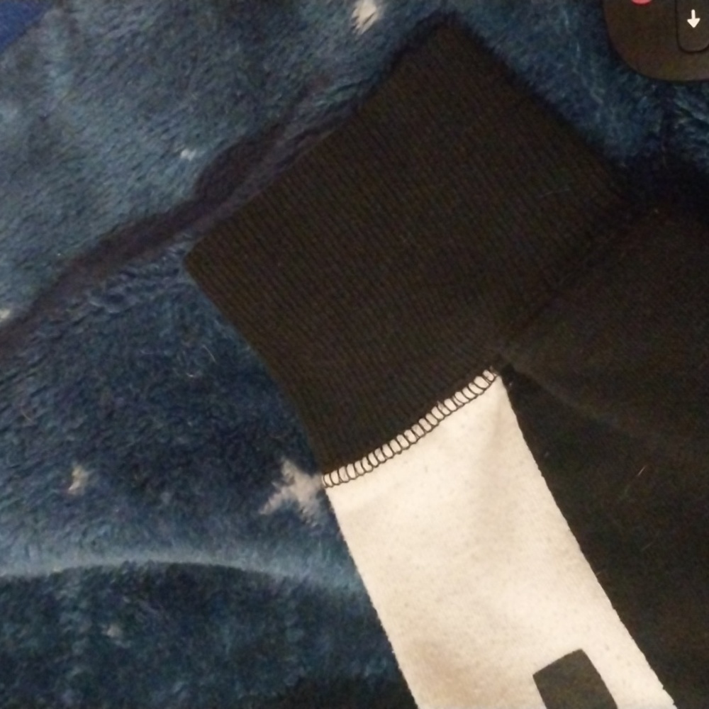 Sweats - Picture 2 of 3